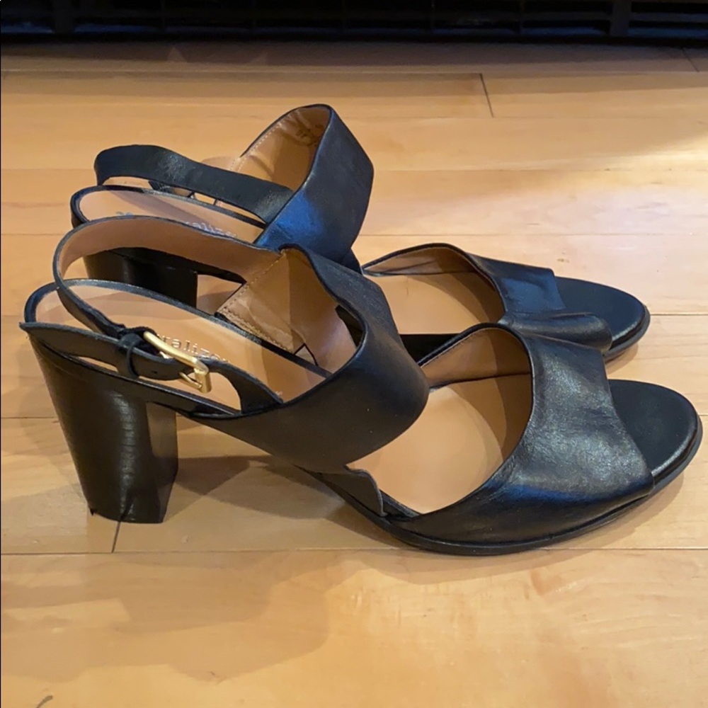 Blacks Heels - Picture 2 of 5